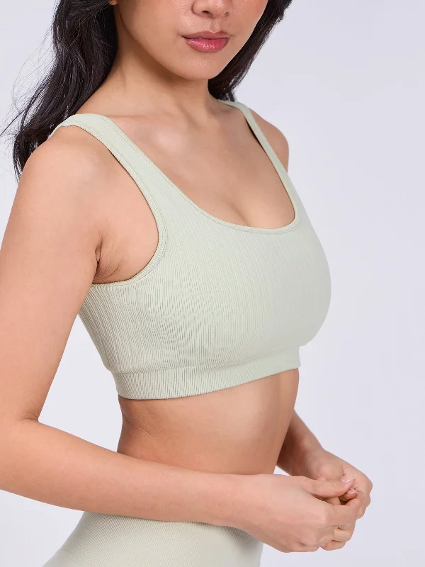 Scoop Seamless Sports Bra - Pistachio