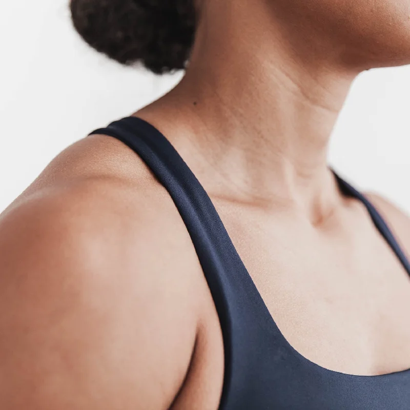 Sleek Crossback Sports Bra (D-DD)