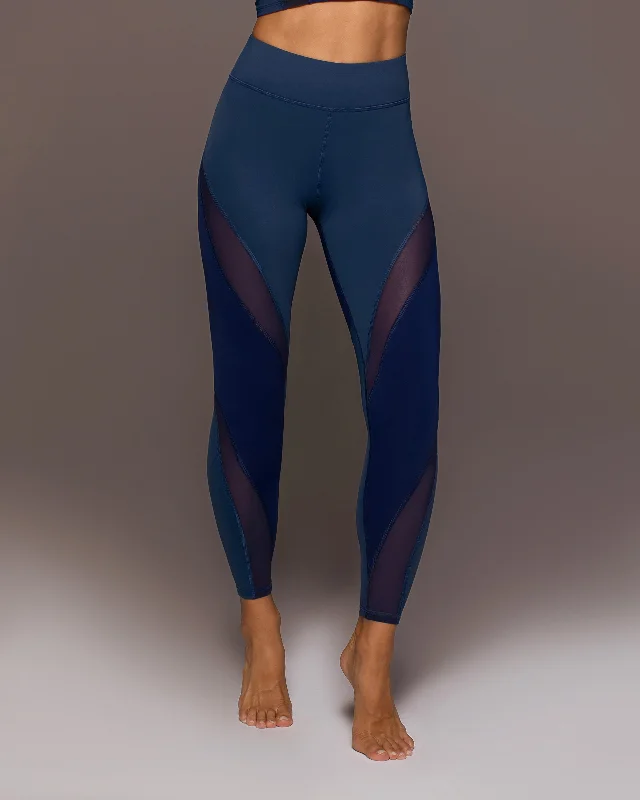 Theia Legging