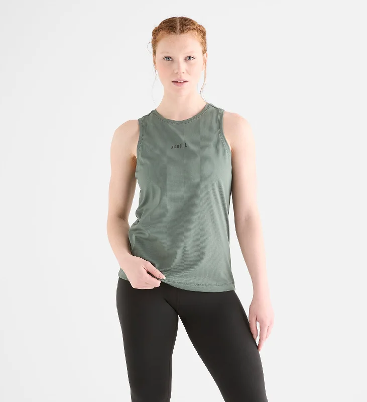 Women's Deltapeak® Micro Textured Tank