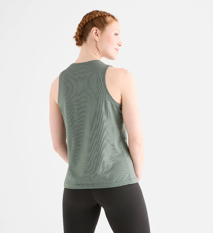 Women's Deltapeak® Micro Textured Tank